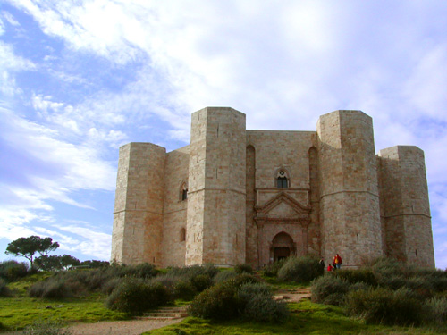 デル モンテ城 Castel Del Monte 建築luv